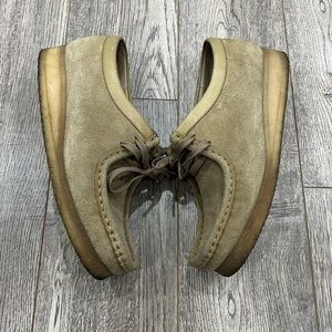 Clarks Wallabee Beige Suede